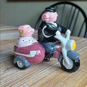 Biker Hogs Nodder Bobbleheads Salt & Pepper Shaker By Clay Art
